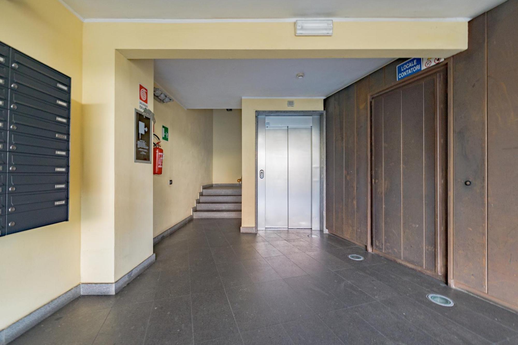 Casa Solare - Eleganza Milanese In Porta Romana Esterno foto